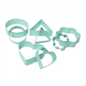 WILTSHIRE COOKIE CUTTERS  SET,  8 PIECES